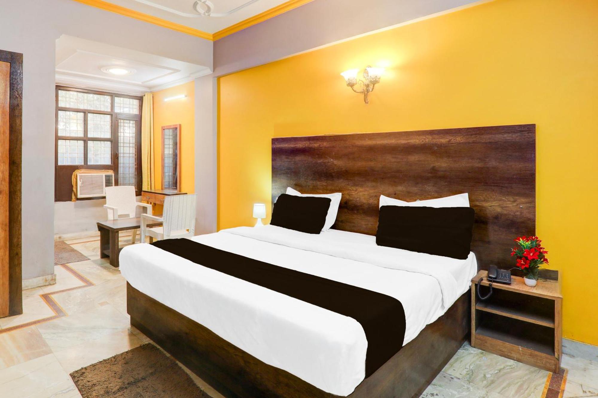 Super Hotel O Insaf Nagar Munshipuliya Formerly Vibrant Chinhat Dış mekan fotoğraf