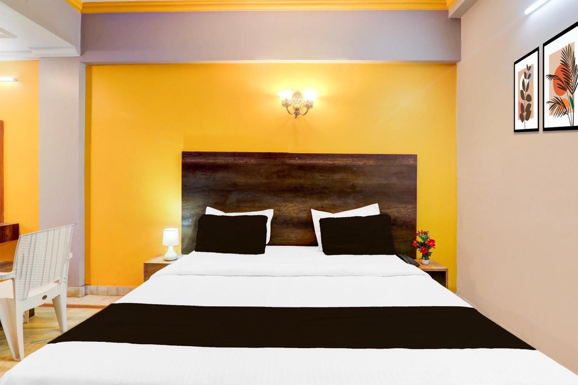 Super Hotel O Insaf Nagar Munshipuliya Formerly Vibrant Chinhat Dış mekan fotoğraf