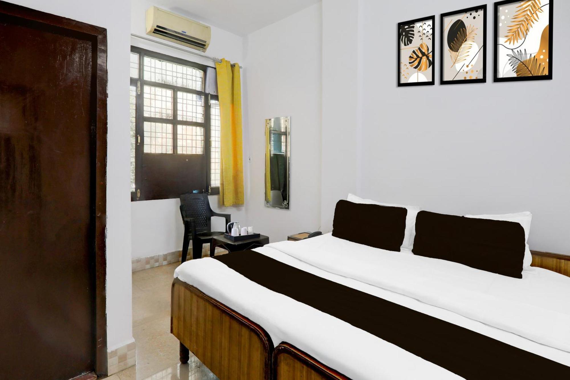 Super Hotel O Insaf Nagar Munshipuliya Formerly Vibrant Chinhat Dış mekan fotoğraf