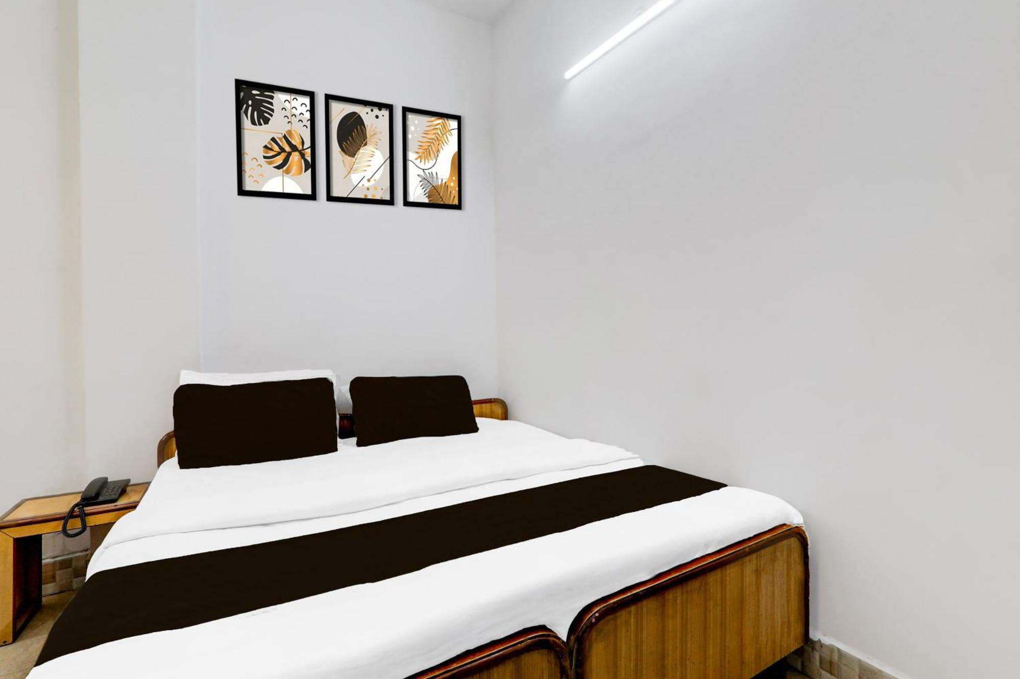 Super Hotel O Insaf Nagar Munshipuliya Formerly Vibrant Chinhat Dış mekan fotoğraf